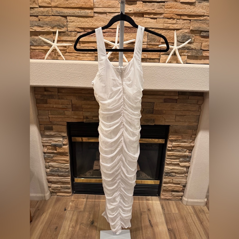 Lulu's Chic White Dress Small - Picture 4 of 6